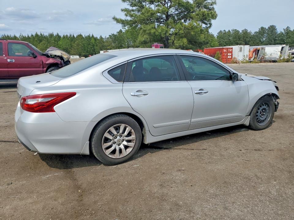 2018 Nissan Altima მანქანა იყიდება აუქციონზე, vin: 1N4AL3APXJC258296, აუქციონის ნომერი: 49812046