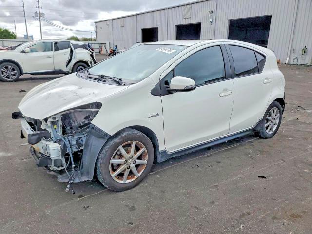 51273716 :رقم المزاد ، JTDKDTB3XH1598545 vin ، 2017 Toyota Prius C مزاد بيع