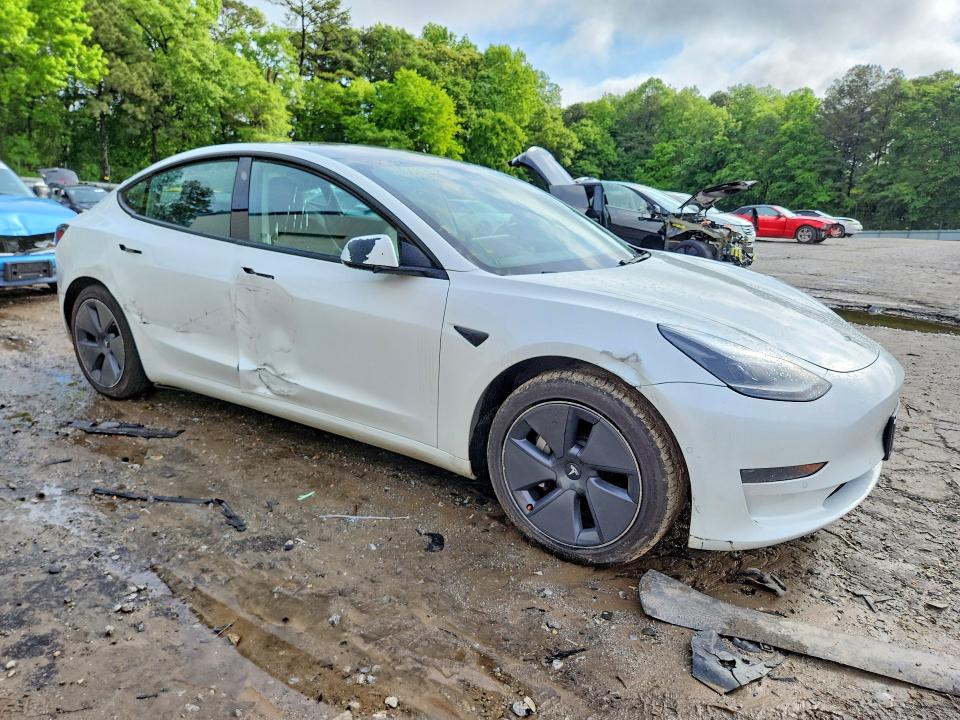 2021 Tesla Model 3 მანქანა იყიდება აუქციონზე, vin: 5YJ3E1EA0MF057697, აუქციონის ნომერი: 51081746