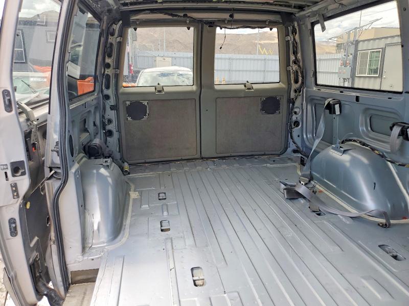 Продаж на аукціоні авто 2000 Chevrolet Astro, vin: 1GNDM19W2YB134051, номер лоту: 52006376