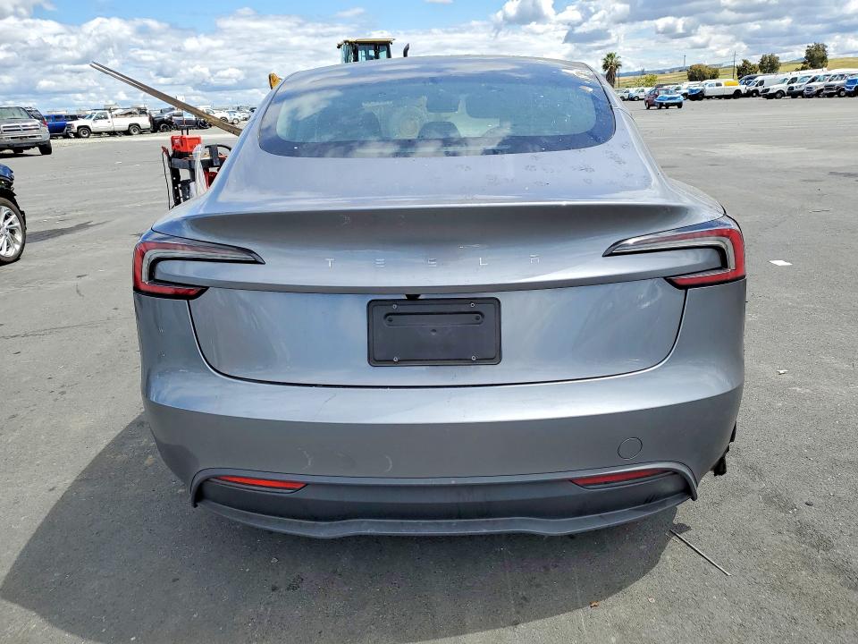 2025 Tesla Model 3 მანქანა იყიდება აუქციონზე, vin: 5YJ3E1EA1SF976959, აუქციონის ნომერი: 49749966