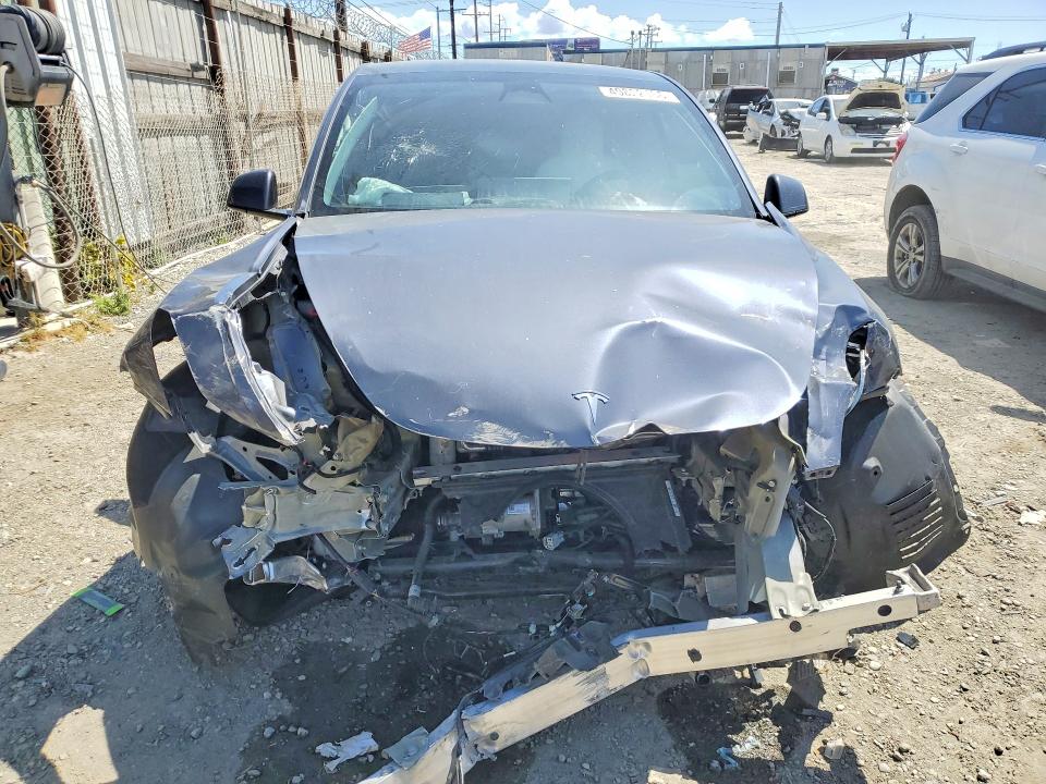 49822186 :رقم المزاد ، 7SAYGDEE0PF620260 vin ، 2023 Tesla Model Y مزاد بيع