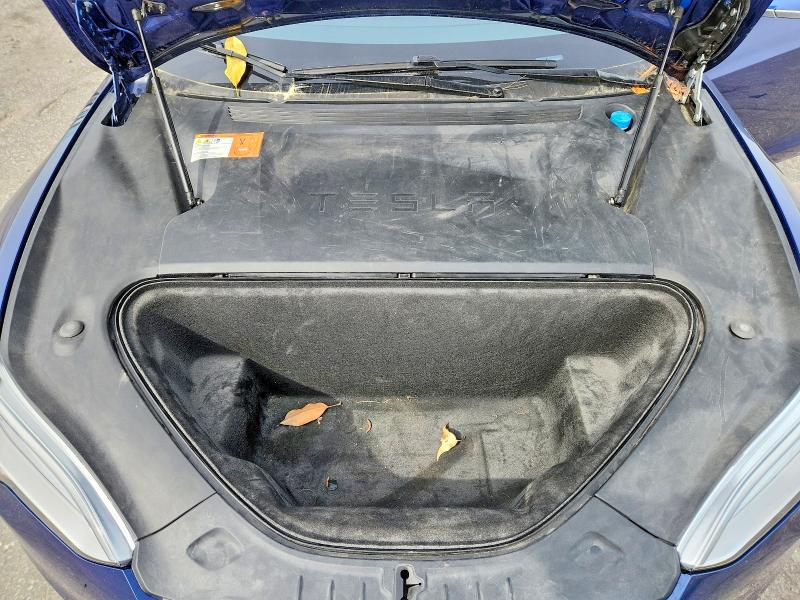 2018 Tesla Model S მანქანა იყიდება აუქციონზე, vin: 5YJSA1E22JF283980, აუქციონის ნომერი: 49216336