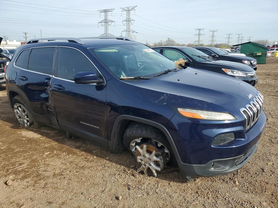 50449076 :رقم المزاد ، 1C4PJMCB3FW594640 vin ، 2015 Jeep Cherokee مزاد بيع