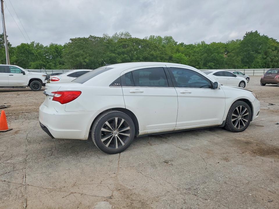 Auction sale of the 2013 Chrysler 200, vin: 1C3CCBCGXDN522866, lot number: 51179046