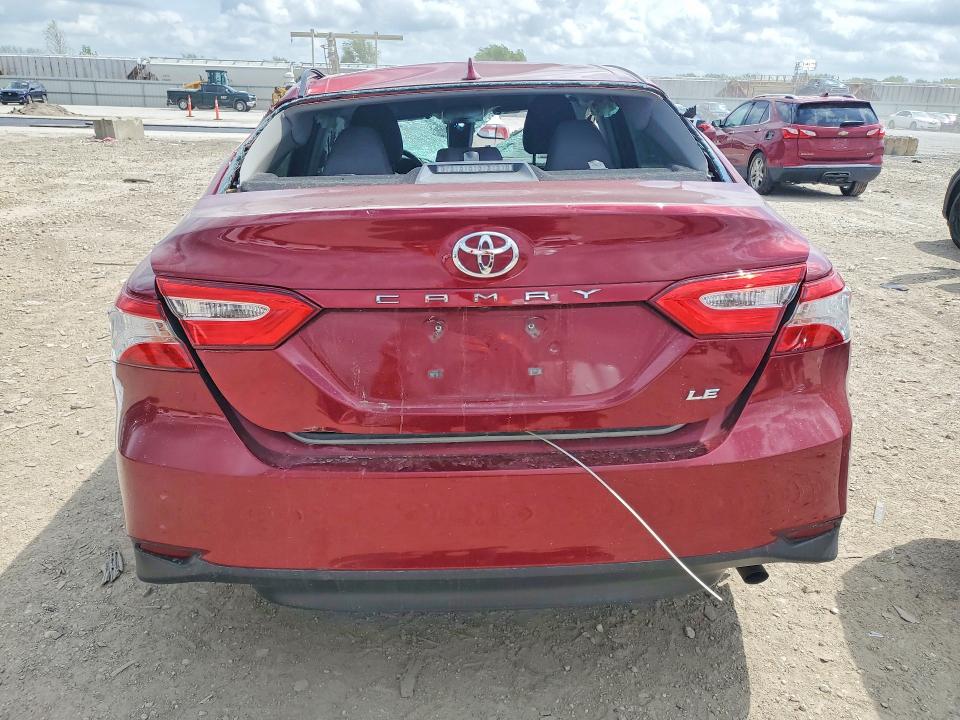 49999886 :رقم المزاد ، 4T1C11AK4LU394868 vin ، 2020 Toyota Camry مزاد بيع
