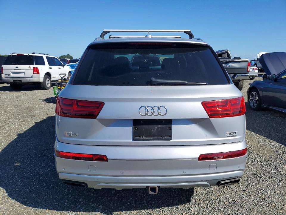 48311756 :رقم المزاد ، WA1VAAF76HD001469 vin ، 2017 Audi Q7 مزاد بيع