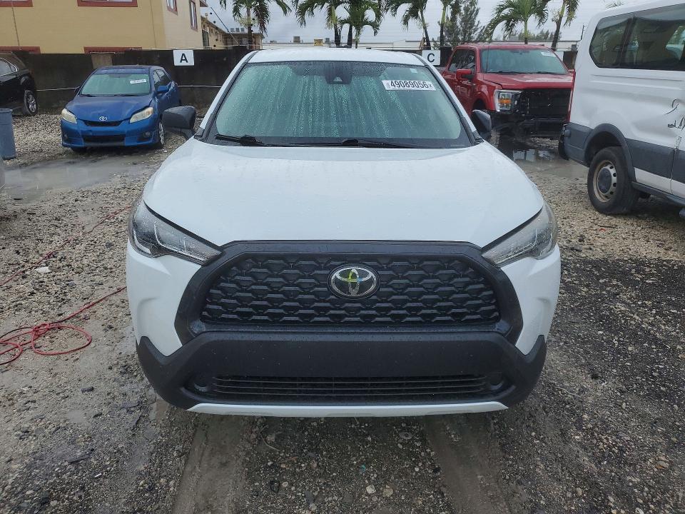 2022 Toyota Corolla Cross მანქანა იყიდება აუქციონზე, vin: 7MUAAAAG6NV018712, აუქციონის ნომერი: 49089056