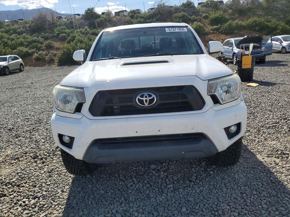Продажа на аукционе авто 2015 Toyota Tacoma, vin: 3TMMU4FN5FM082135, номер лота: 51371956