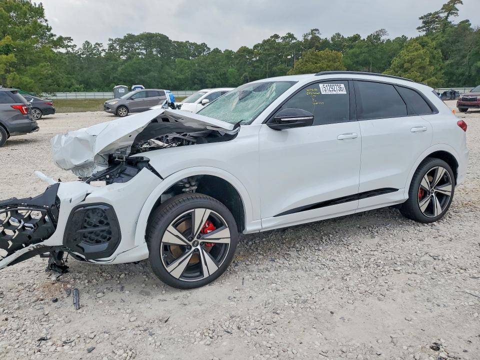 Продажа на аукционе авто 2025 Audi Sq5, vin: WA125AGU2S2124717, номер лота: 51292736