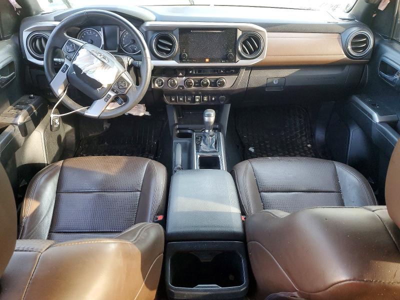 49679756 :رقم المزاد ، 5TFGZ5AN6JX122513 vin ، 2018 Toyota Tacoma مزاد بيع