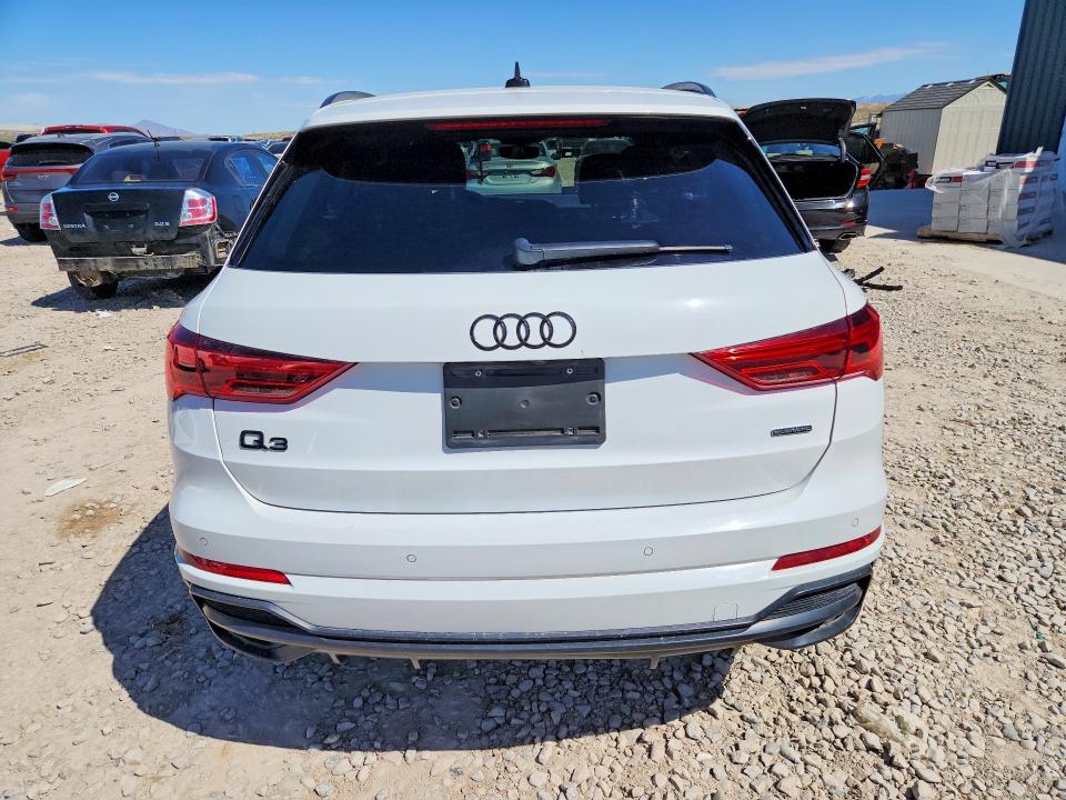 51340266 :رقم المزاد ، WA1EECF37M1028141 vin ، 2021 Audi Q3 مزاد بيع