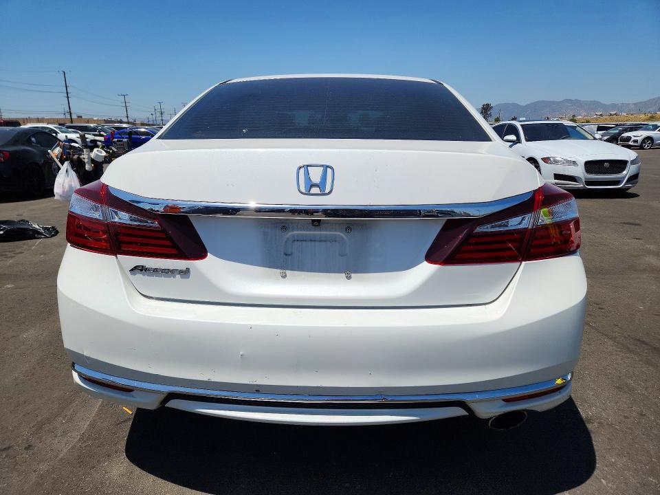 Auction sale of the 2017 Honda Accord, vin: 1HGCR2F36HA174520, lot number: 51883346