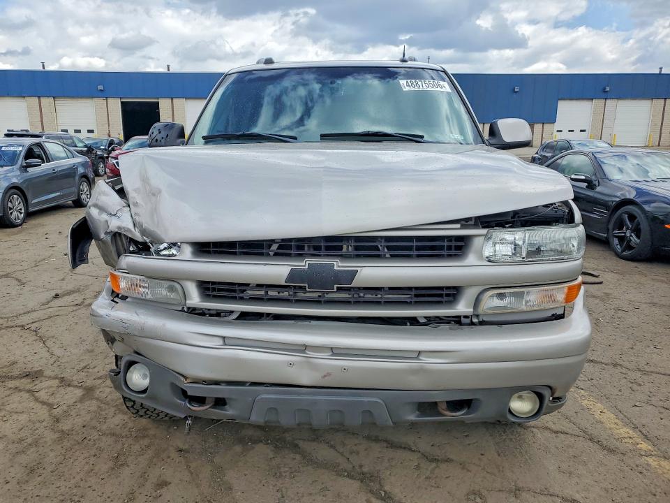2005 Chevrolet Tahoe მანქანა იყიდება აუქციონზე, vin: 1GNEK13T95R214104, აუქციონის ნომერი: 48875506