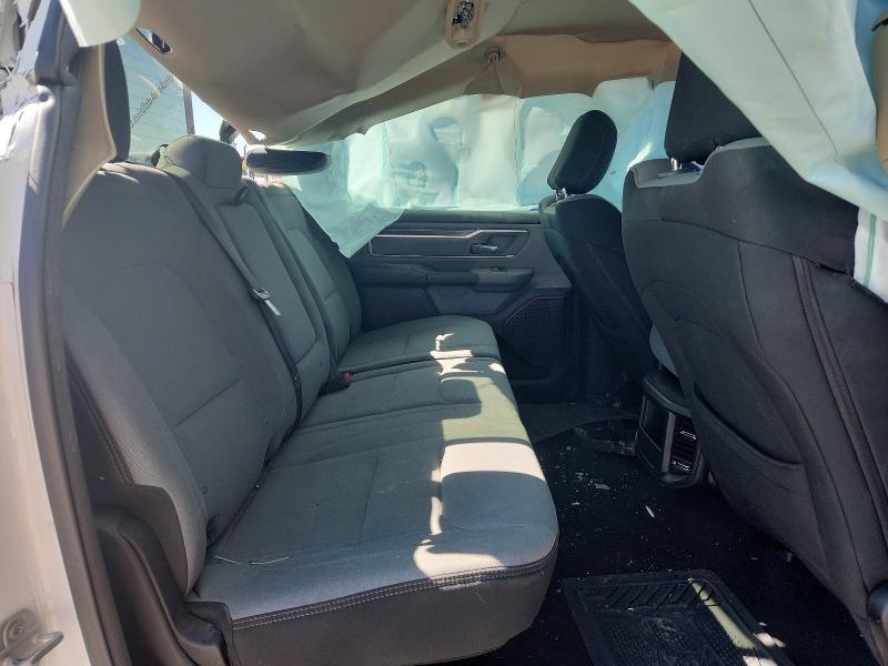 49727536 :رقم المزاد ، 1C6SRFFT5KN575579 vin ، 2019 Ram 1500 مزاد بيع