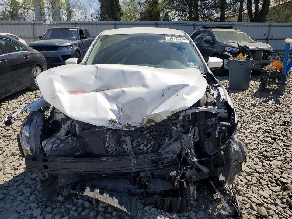 2019 Nissan Sentra მანქანა იყიდება აუქციონზე, vin: 3N1AB7AP2KY240908, აუქციონის ნომერი: 50140826