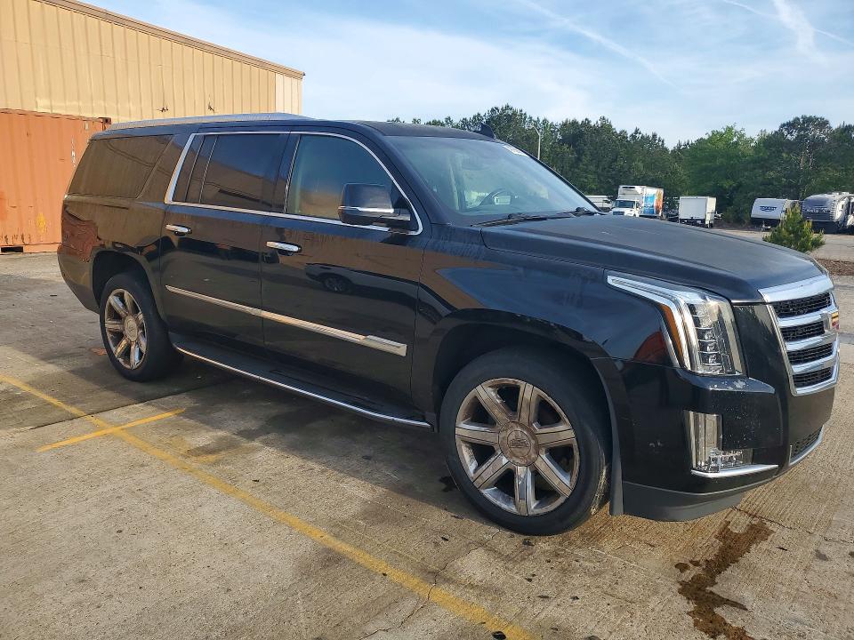 49756566 :رقم المزاد ، 1GYS3HKJXHR387923 vin ، 2017 Cadillac Escalade مزاد بيع