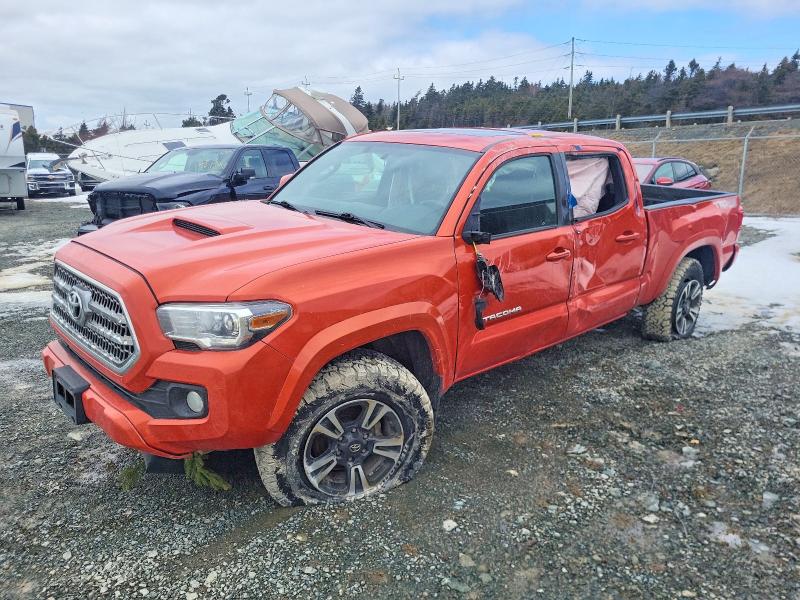 48243856 :رقم المزاد ، 5TFDZ5BN7HX028524 vin ، 2017 Toyota Tacoma مزاد بيع