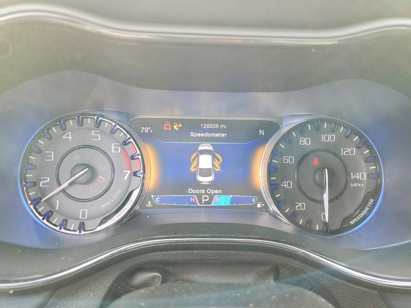 Aukcja sprzedaży 2015 Chrysler 200, vin: 1C3CCCBB3FN614965, numer aukcji: 49554956