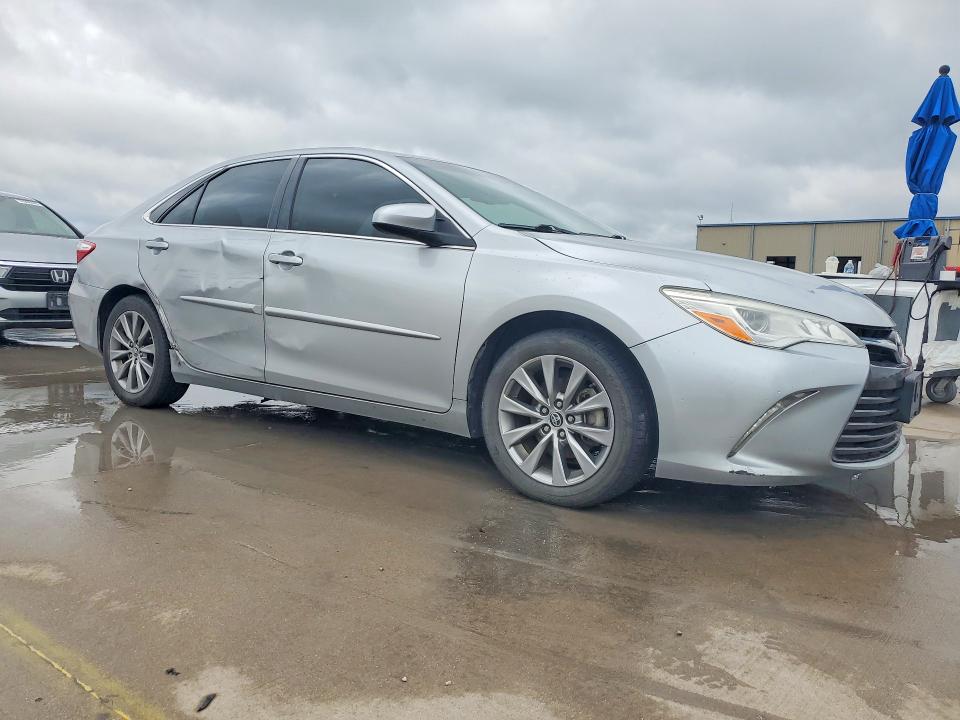 Aukcja sprzedaży 2015 Toyota Camry, vin: 4T1BK1FK4FU557721, numer aukcji: 51616816
