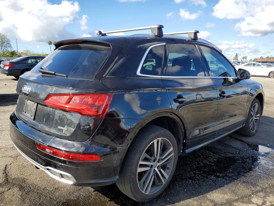 49450416 :رقم المزاد ، WA1E2AFY1L2070077 vin ، 2020 Audi Q5 E مزاد بيع