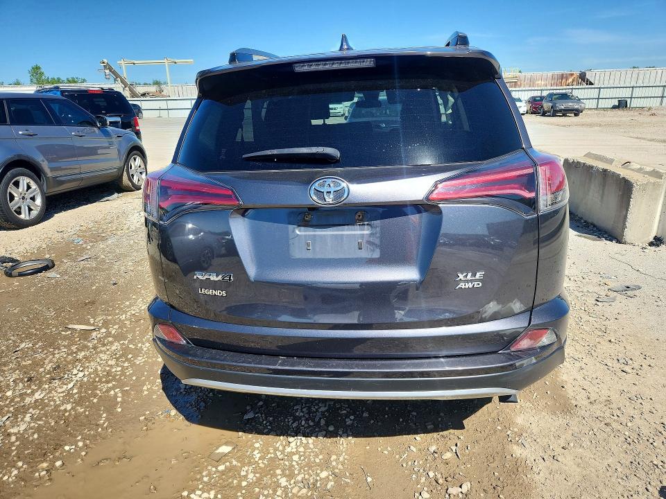 2018 Toyota Rav4 მანქანა იყიდება აუქციონზე, vin: JTMRFREV4JJ723229, აუქციონის ნომერი: 51435046