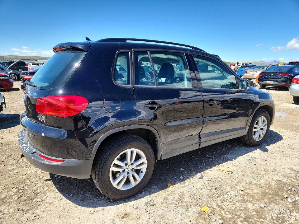 49957086 :رقم المزاد ، WVGBV7AXXHK020623 vin ، 2017 Volkswagen Tiguan مزاد بيع