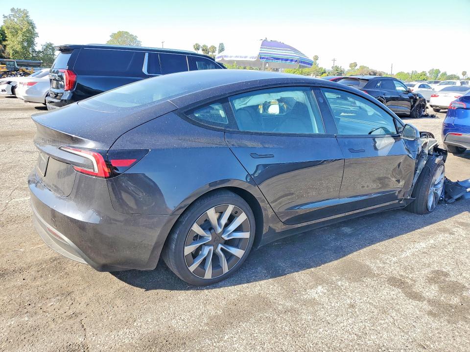 Продажа на аукционе авто 2025 Tesla Model 3, vin: 5YJ3E1EA4SF061247, номер лота: 51706976