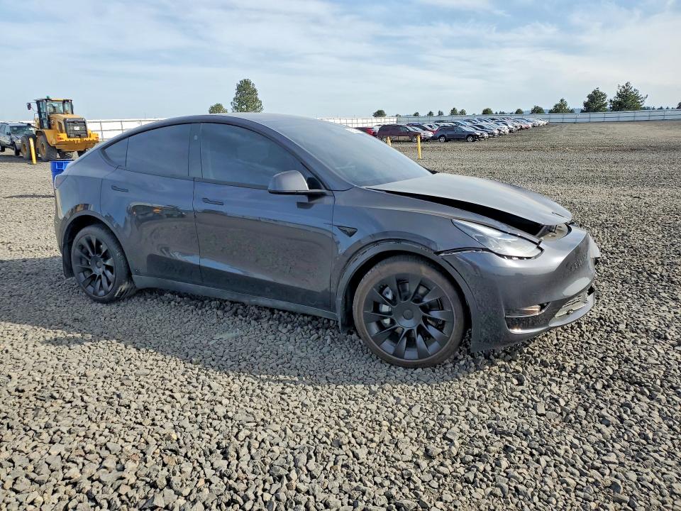 50526096 :رقم المزاد ، 7SAYGDEE3RF165178 vin ، 2024 Tesla Model Y مزاد بيع