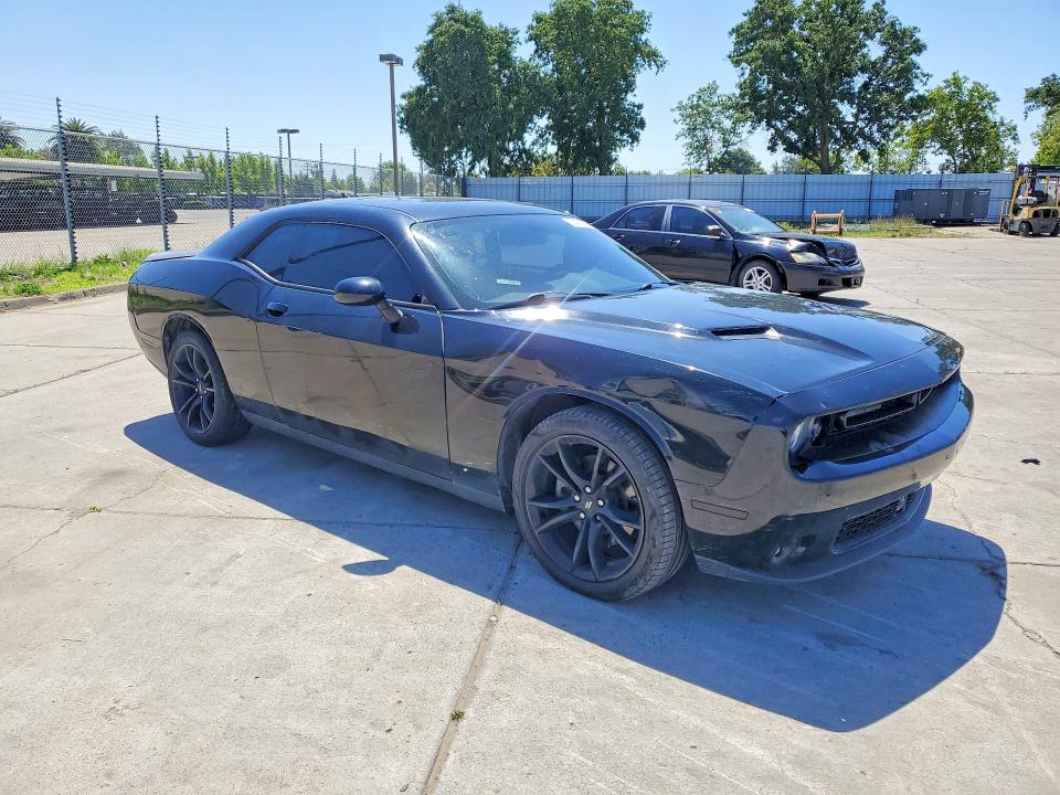 51471986 :رقم المزاد ، 2C3CDZAG6JH199798 vin ، 2018 Dodge Challenger مزاد بيع