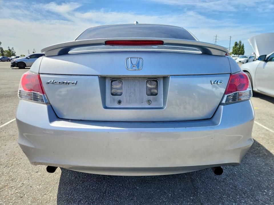 51177036 :رقم المزاد ، 1HGCP36888A071204 vin ، 2008 Honda Accord مزاد بيع