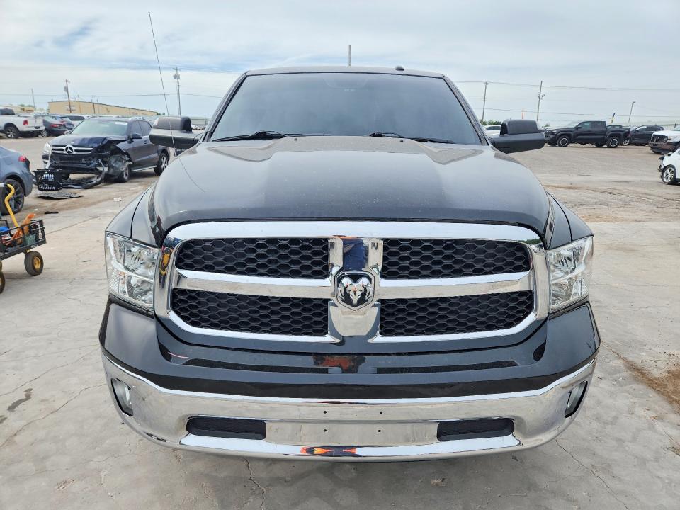 51672796 :رقم المزاد ، 3C6RR7KT0NG284852 vin ، 2022 Ram 1500 Classic مزاد بيع