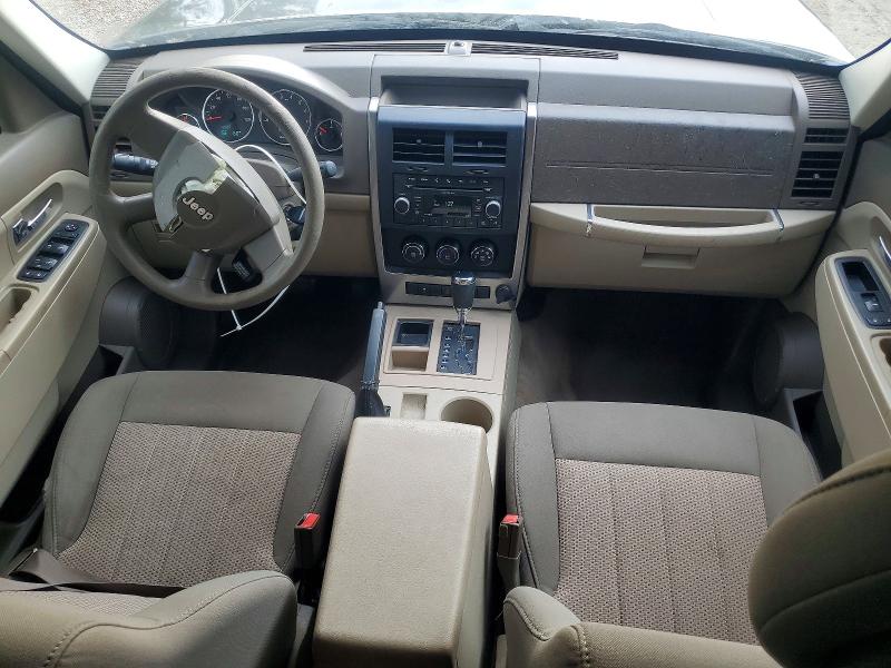 2010 Jeep Liberty მანქანა იყიდება აუქციონზე, vin: 1J4PP2GK2AW181513, აუქციონის ნომერი: 51617656