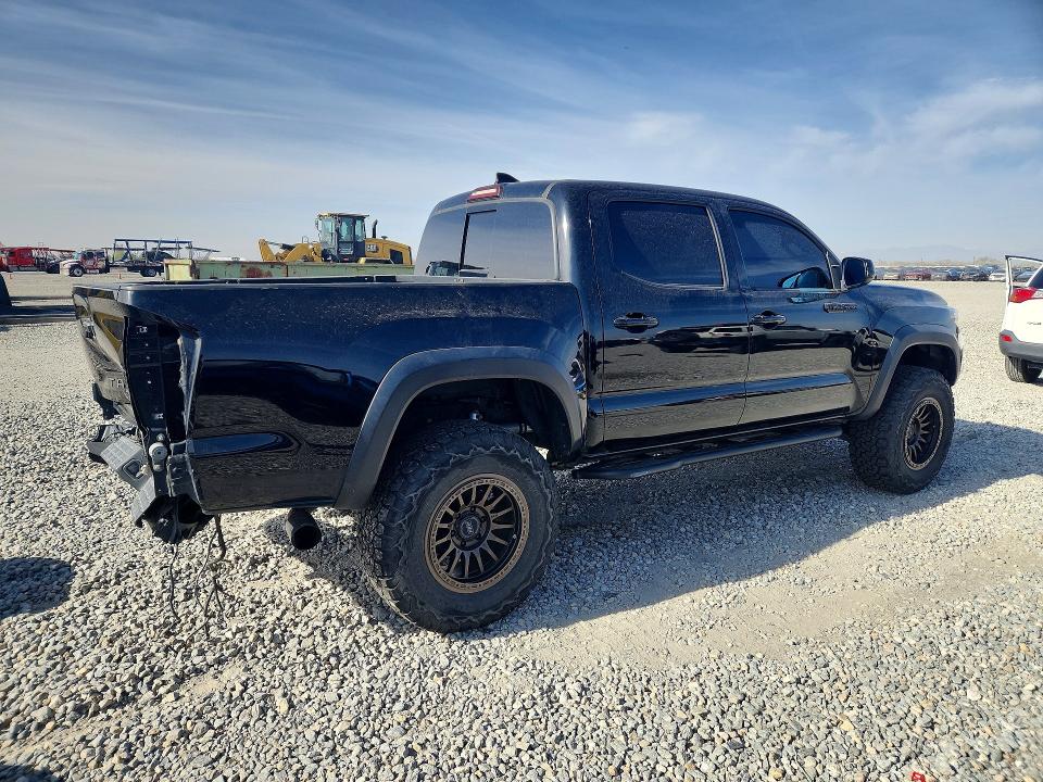 Продаж на аукціоні авто 2017 Toyota Tacoma, vin: 3TMCZ5AN1HM100479, номер лоту: 49107646