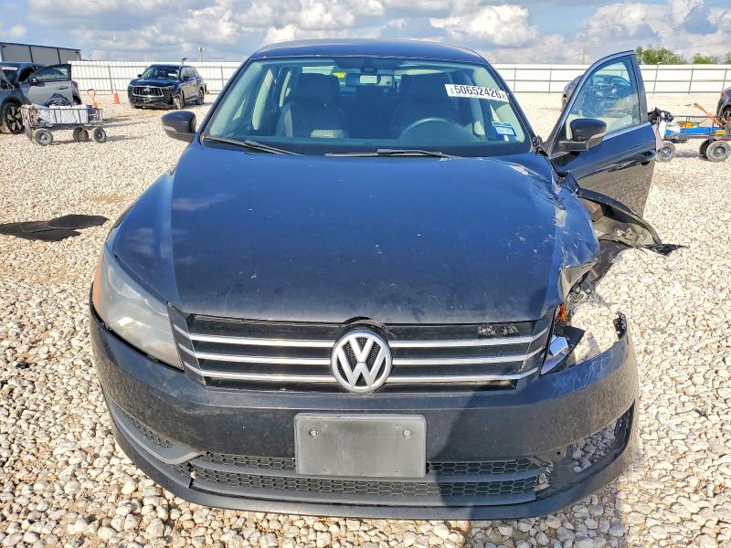 50652426 :رقم المزاد ، 1VWBP7A31DC085082 vin ، 2013 Volkswagen Passat مزاد بيع