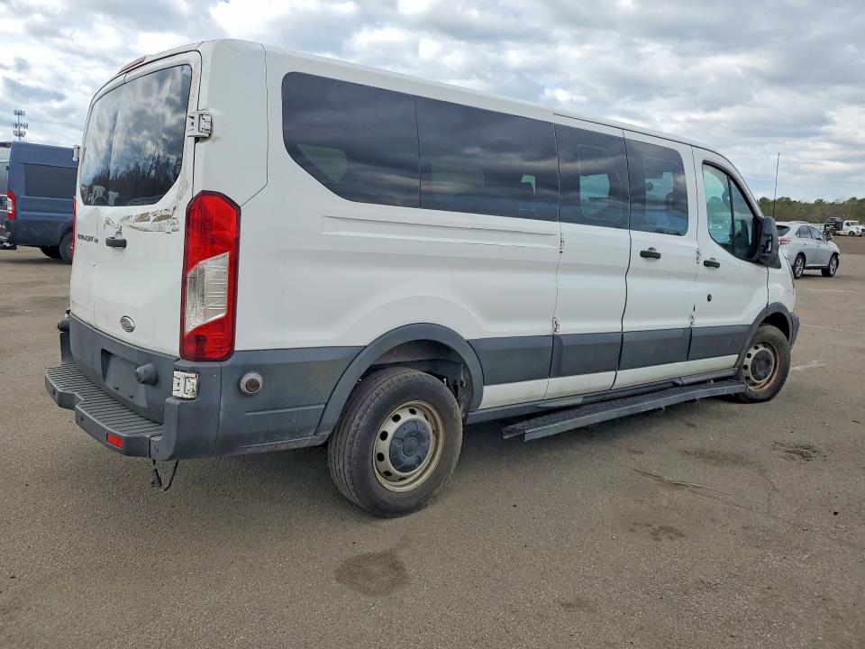 Продажа на аукционе авто 2015 Ford Transit, vin: 1FBZX2ZM3FKA57458, номер лота: 52171596