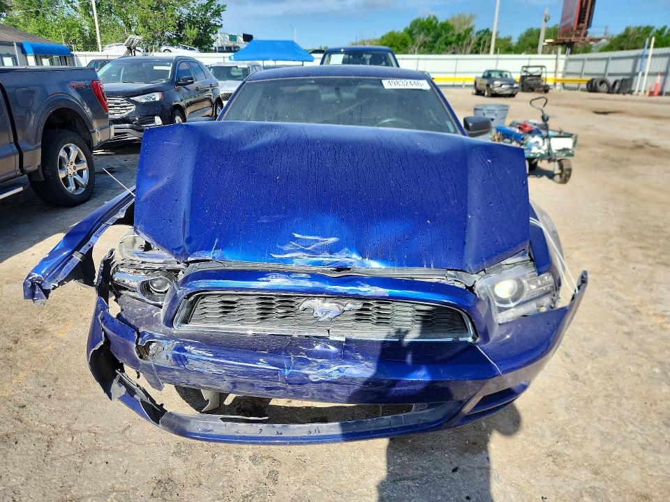 2014 Ford Mustang მანქანა იყიდება აუქციონზე, vin: 1ZVBP8AM6E5229228, აუქციონის ნომერი: 49832446