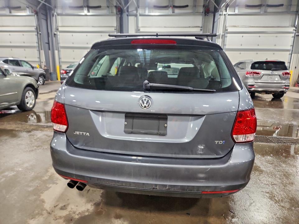 51371716 :رقم المزاد ، 3VWPL7AJ3CM647464 vin ، 2012 Volkswagen Jetta مزاد بيع