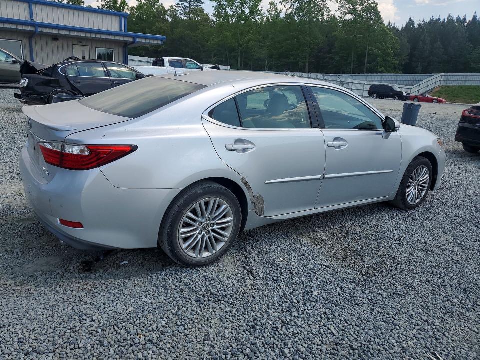 51043826 :رقم المزاد ، JTHBK1GG4D2046662 vin ، 2013 Lexus Es مزاد بيع