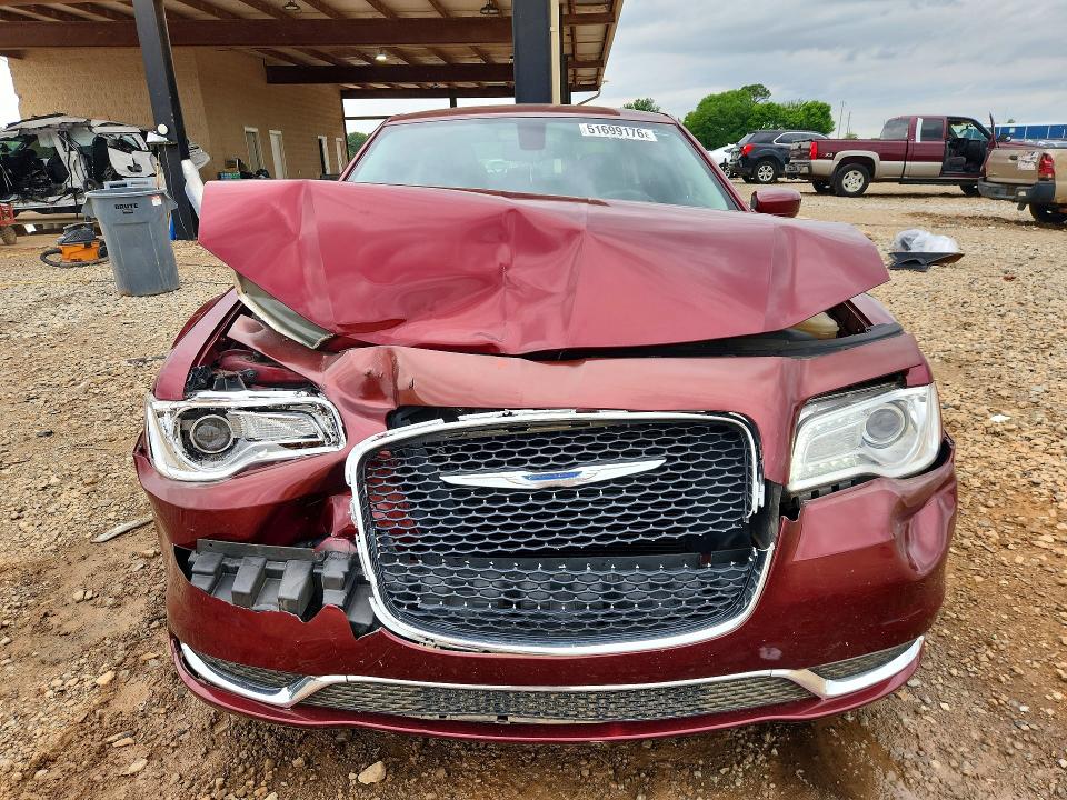 2015 Chrysler 300 მანქანა იყიდება აუქციონზე, vin: 2C3CCAAG6FH899039, აუქციონის ნომერი: 51699176