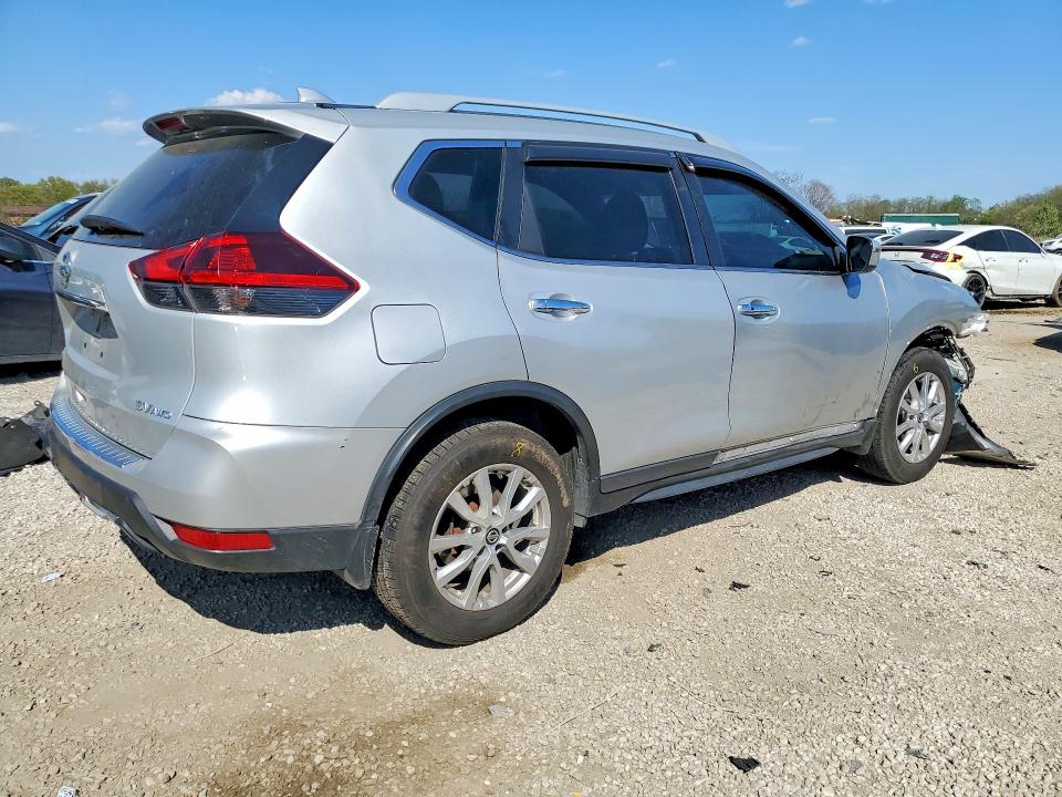 2018 Nissan Rogue მანქანა იყიდება აუქციონზე, vin: 5N1AT2MV4JC852781, აუქციონის ნომერი: 49883726