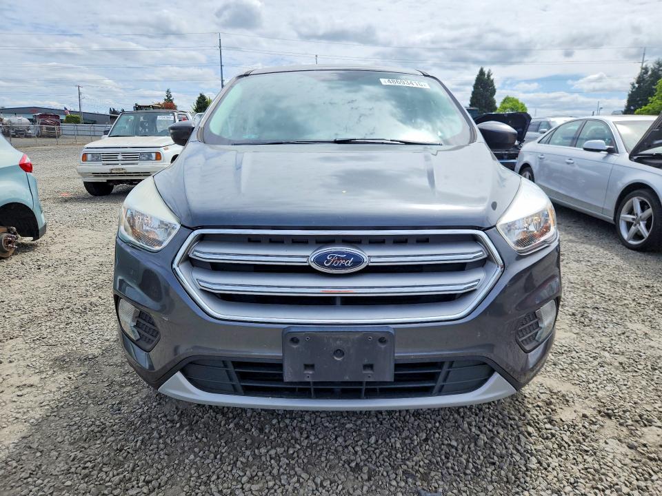 2017 Ford Escape მანქანა იყიდება აუქციონზე, vin: 1FMCU9G93HUC88185, აუქციონის ნომერი: 48693416