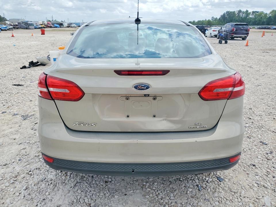 49664706 :رقم المزاد ، 1FADP3F29FL210648 vin ، 2015 Ford Focus مزاد بيع