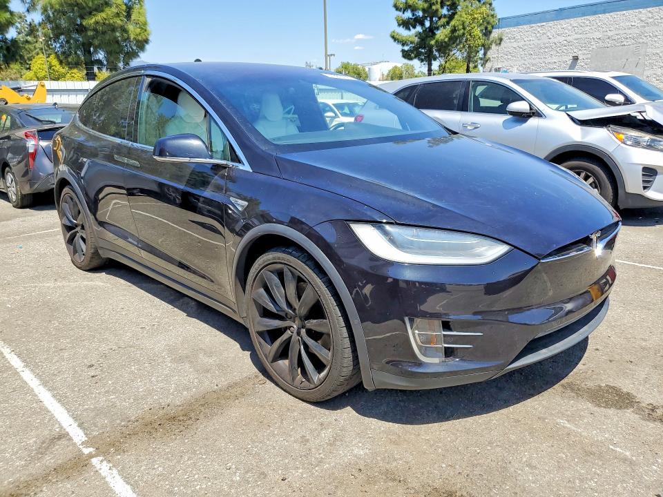 Продаж на аукціоні авто 2016 Tesla Model X, vin: 5YJXCBE28GF021332, номер лоту: 51337416