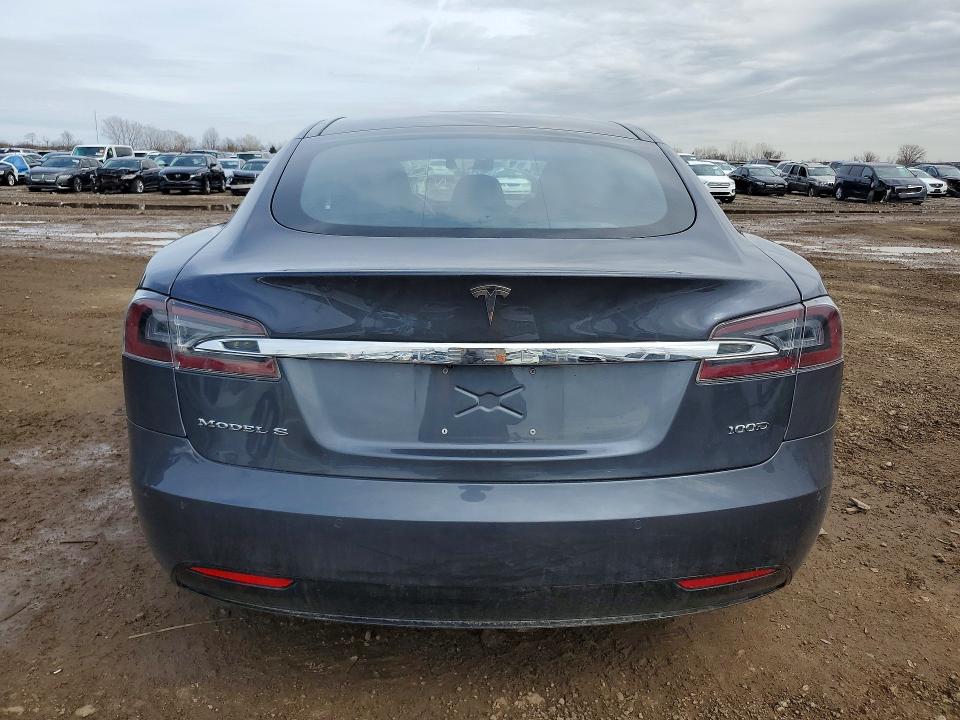 Продаж на аукціоні авто 2018 Tesla Model S, vin: 5YJSA1E26JF243496, номер лоту: 47661276