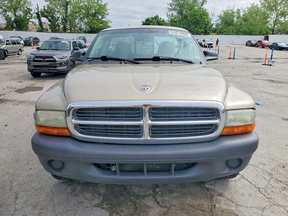 51674606 :رقم المزاد ، 1D7FL16K74S578869 vin ، 2004 Dodge Dakota مزاد بيع