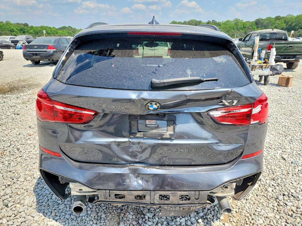 51101716 :رقم المزاد ، WBXHT3C32J5F93131 vin ، 2018 Bmw X1 مزاد بيع