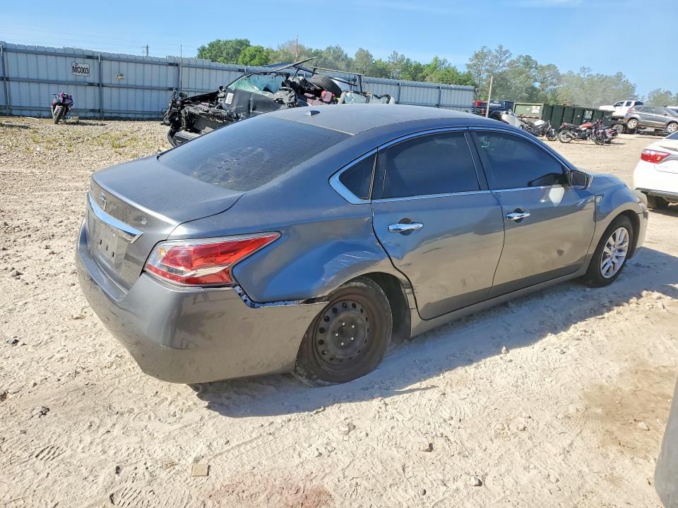 2015 Nissan Altima მანქანა იყიდება აუქციონზე, vin: 1N4AL3AP0FC444713, აუქციონის ნომერი: 49423186