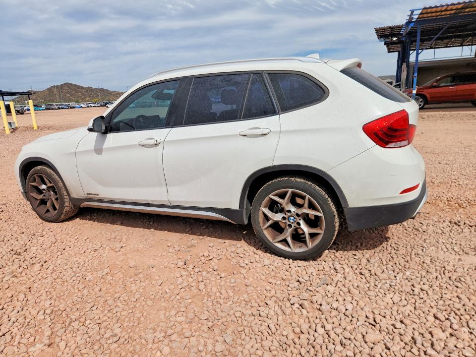 46933096 :رقم المزاد ، WBAVM1C59FVZ94356 vin ، 2015 Bmw X1 مزاد بيع