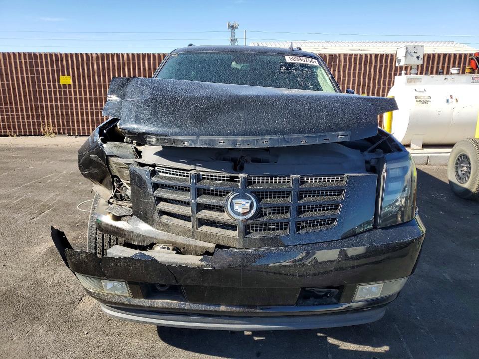 Продажа на аукционе авто 2008 Cadillac Escalade, vin: 1GYFK66858R227075, номер лота: 50995256